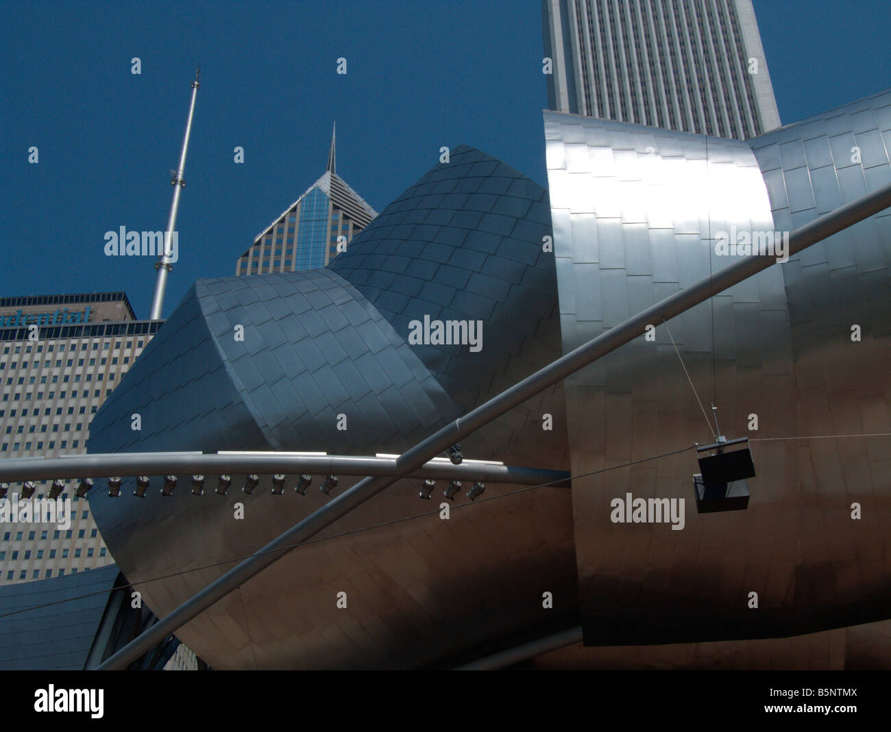 Detail of metallic architecture at Jay Pritzker Pavilion (by Frank Gehry, 2004). Millennium Park. Chicago. Illinois. USA Stock Photo