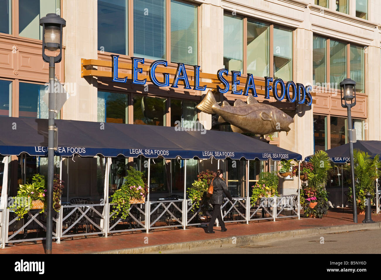 Legal seafood restaurant hires stock photography and images Alamy