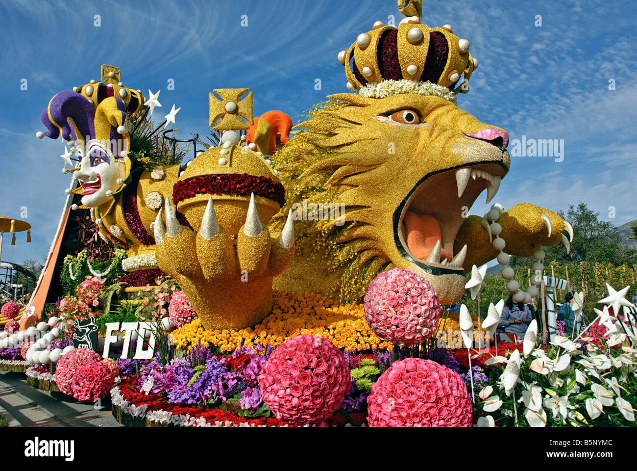 FTD Rose Parade Float Tournament Special Trophy 'The Magic of Mardi Gras' Pasadena CA Los Angeles California, Lion, Crown Stock Photo