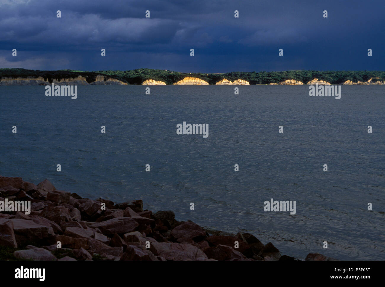 chalkstone cliffs, Lewis and Clark Lake, Missouri River, Lewis and Clark Recreation Area