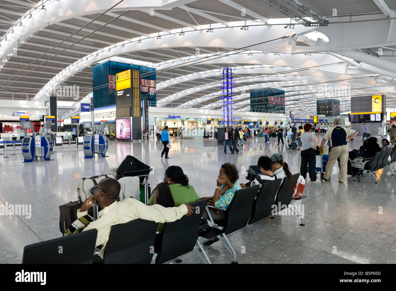 Heathrow airport terminal 5 hires stock photography and images Alamy