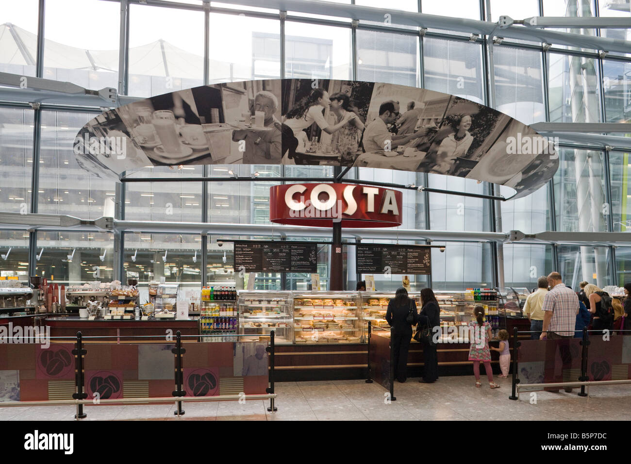 Costa Coffee cafe, Terminal 5, Heathrow, London, England Stock Photo