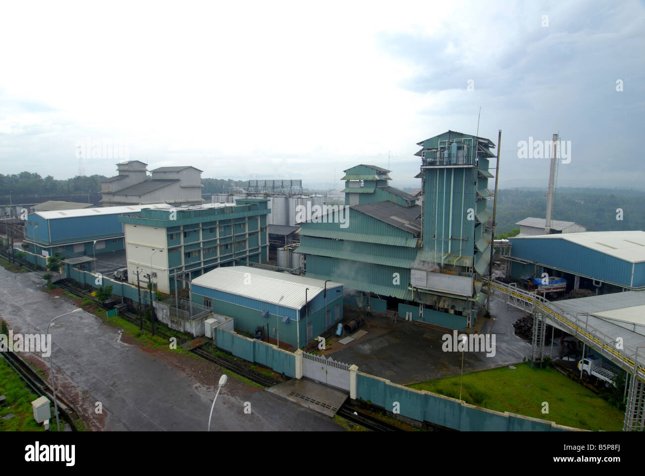 Industries in kerala hires stock photography and images Alamy