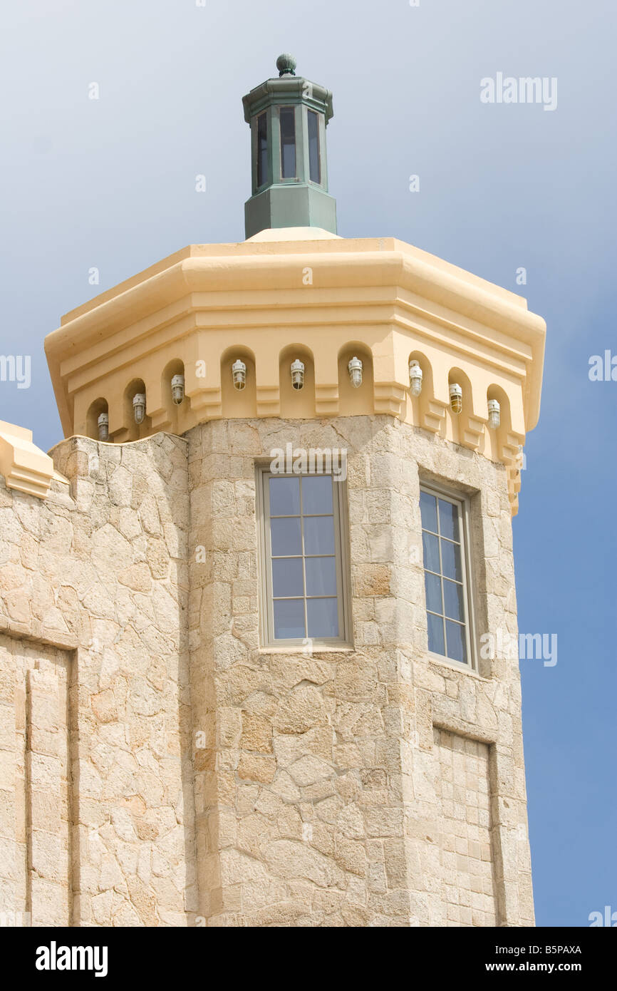 bandshell blue sky Stock Photo - Alamy