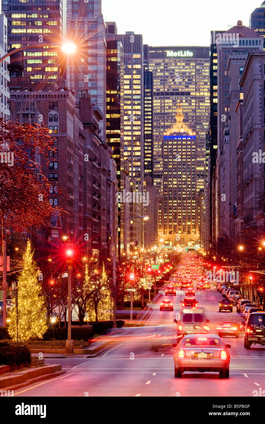 Park Avenue Traffic New York Street Stock Photo Alamy