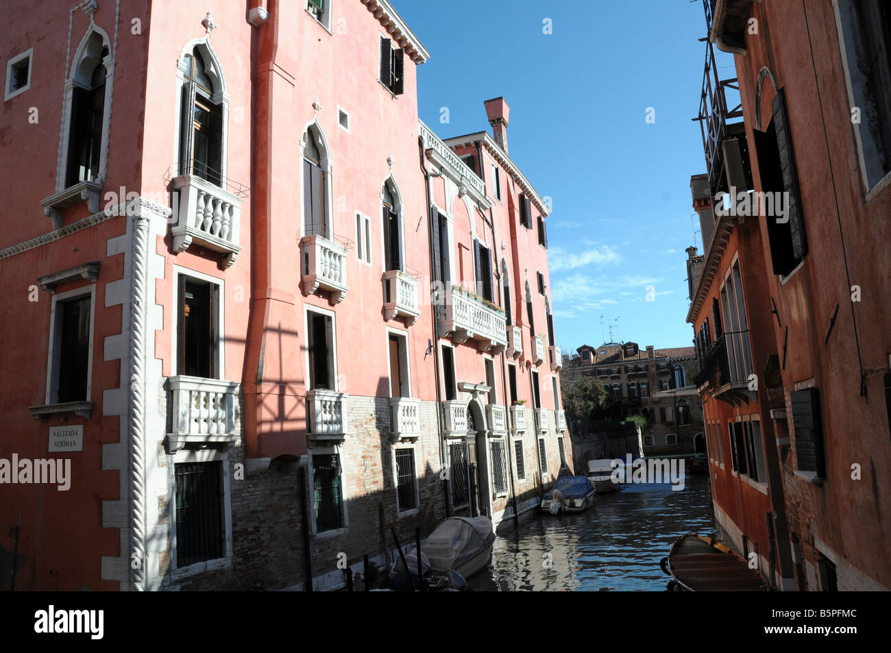 Small side canal in Venice, Italy Stock Photo - Alamy