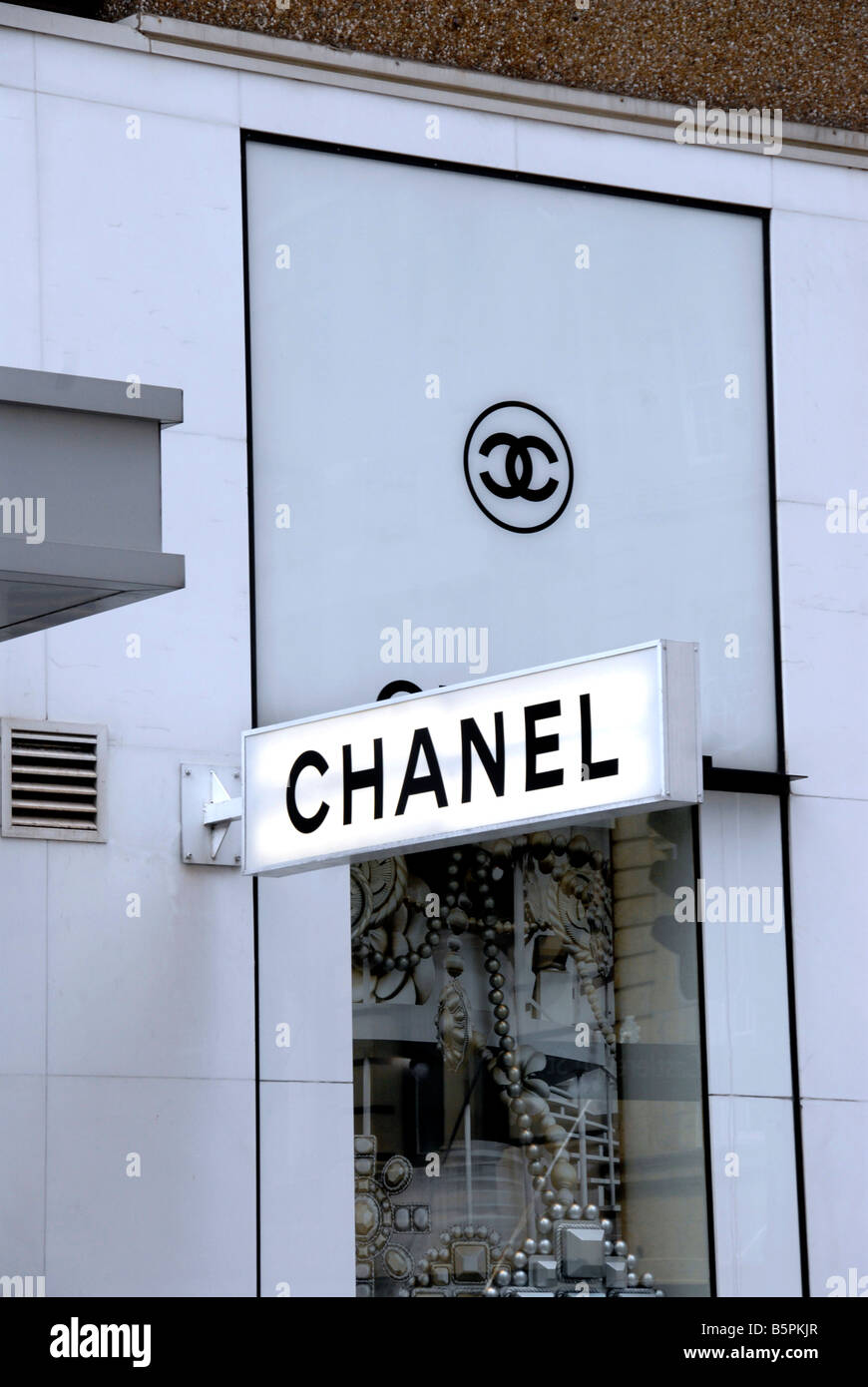 Chanel shop, Castlereagh street, Sydney, Australia Stock Photo Alamy