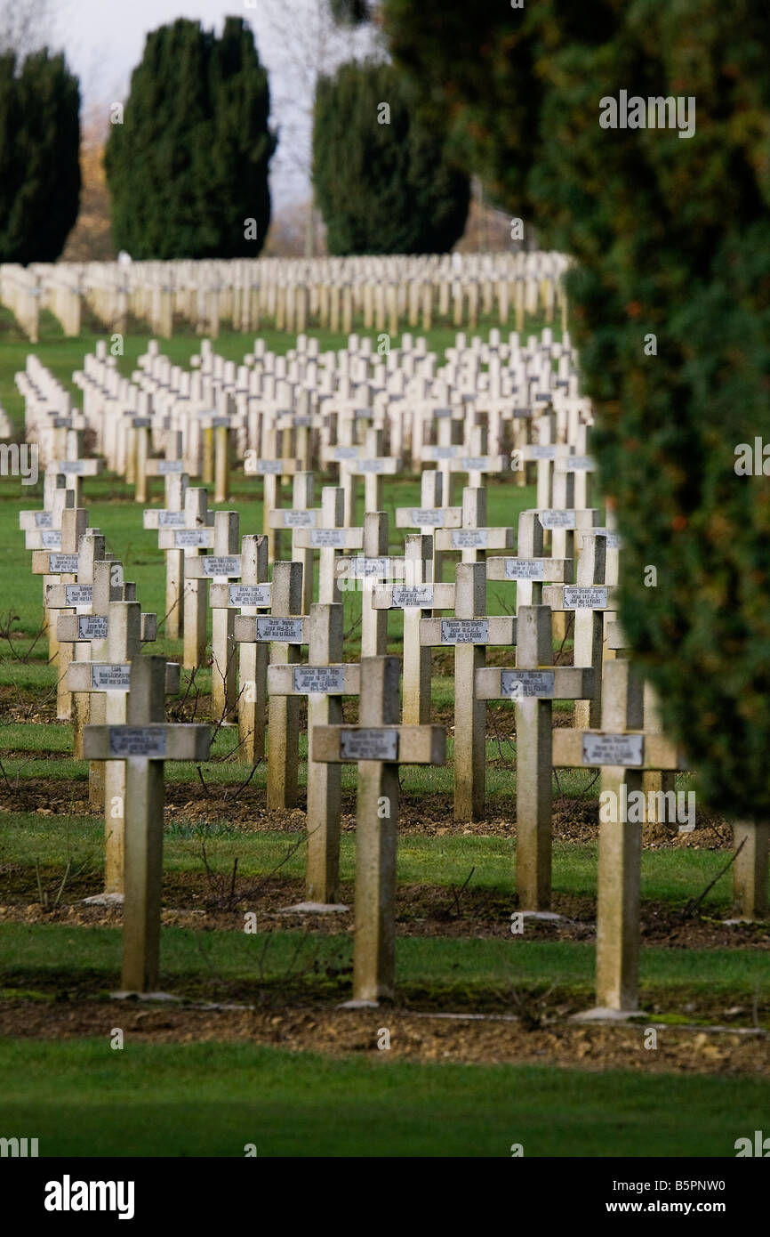 Simple crosses mark the graves of WW1 soldiers at the French Military cemetery in Douaumont near Verdun in France Stock Photo