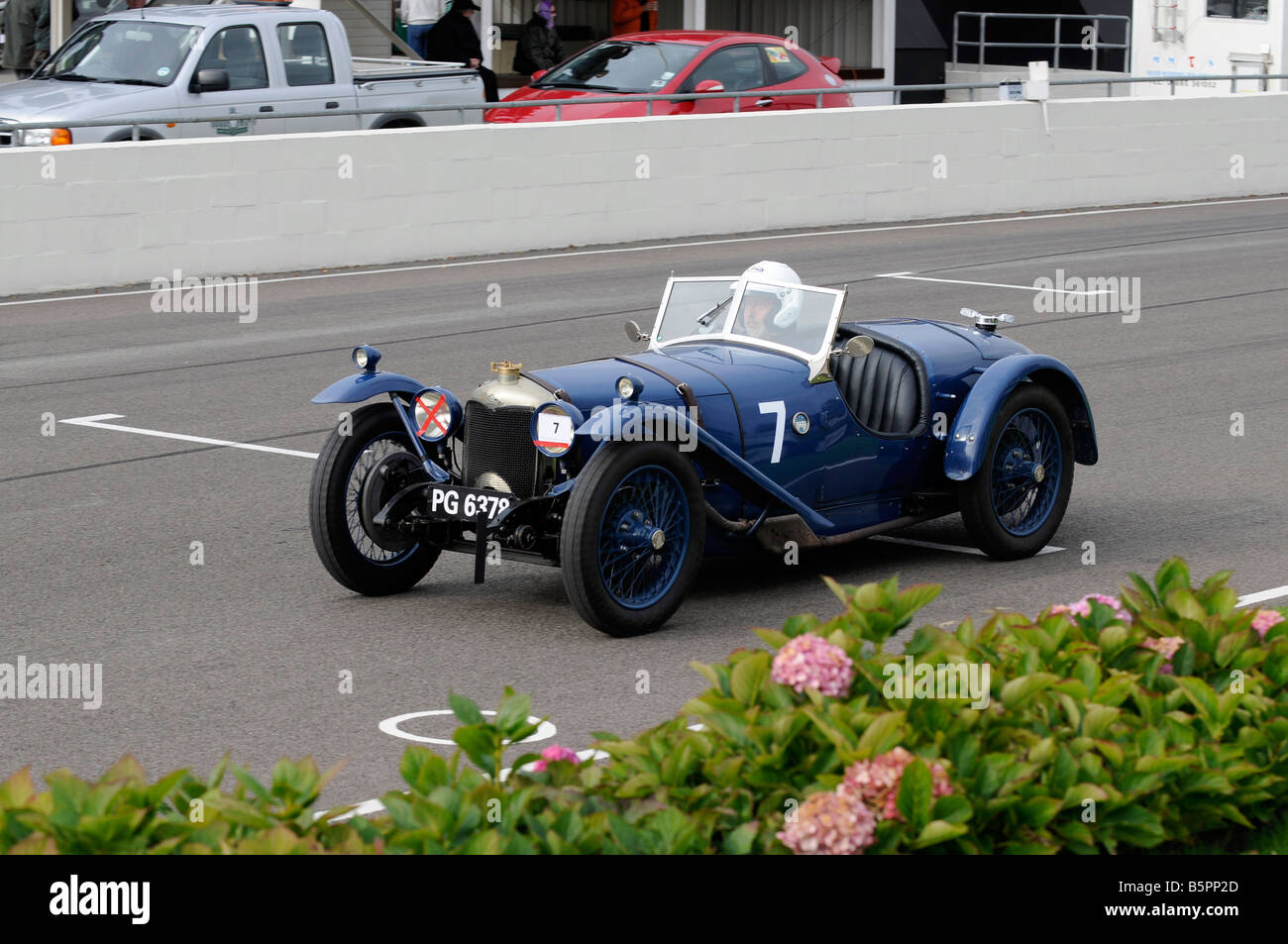 Malcolm Pratt driving his 1930 Riley Brooklands at the VSCC Autumn ...