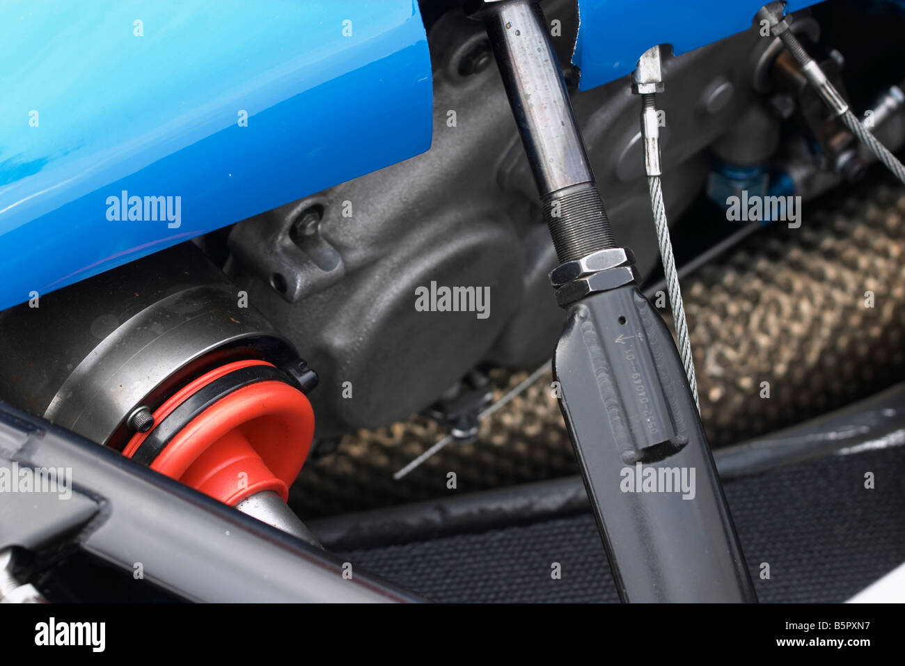 Wishbone suspension hires stock photography and images Alamy