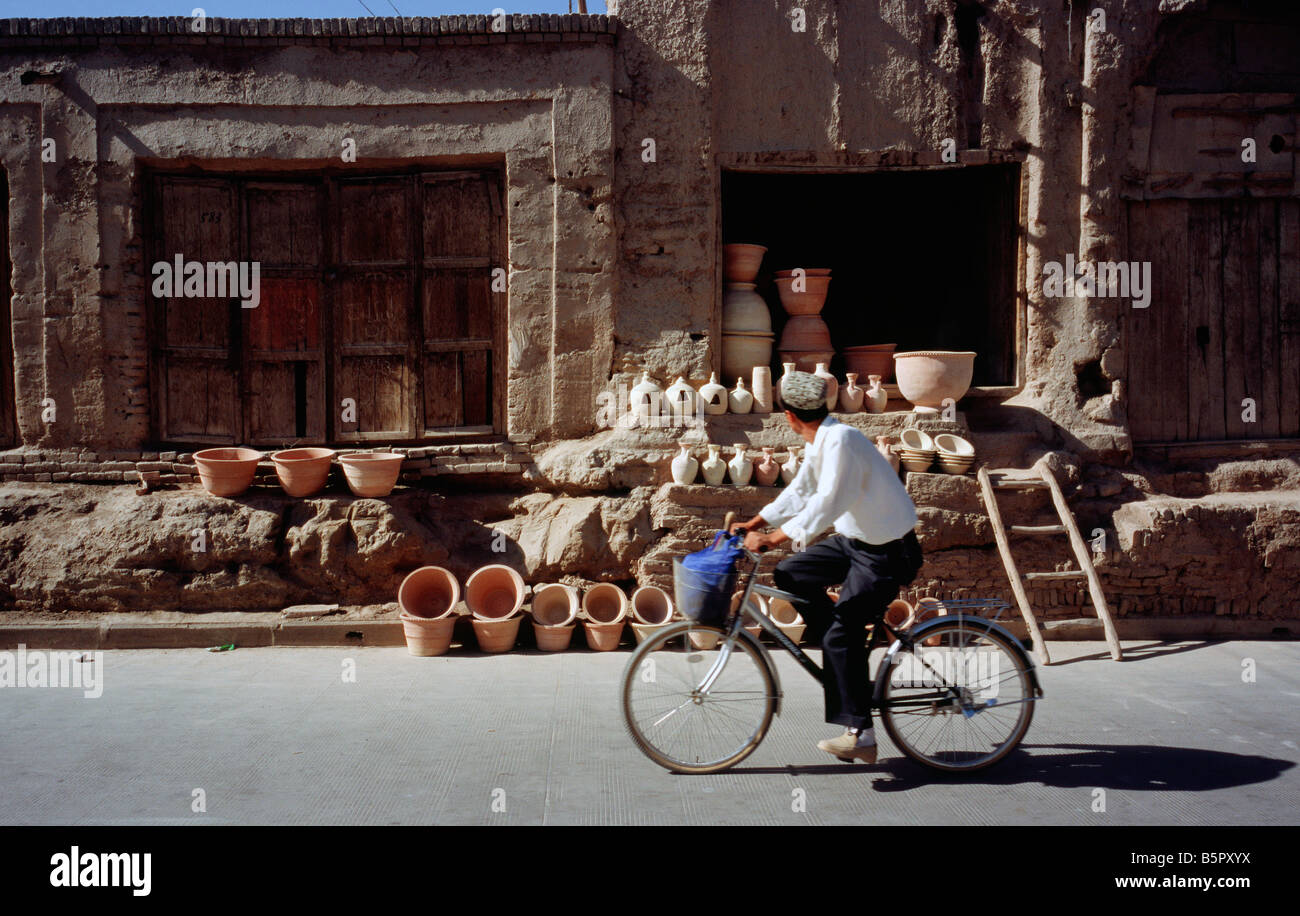 July 1, 2006 - Historic district of the city of Kashgar in the Chinese province of Xinjiang. Stock Photo