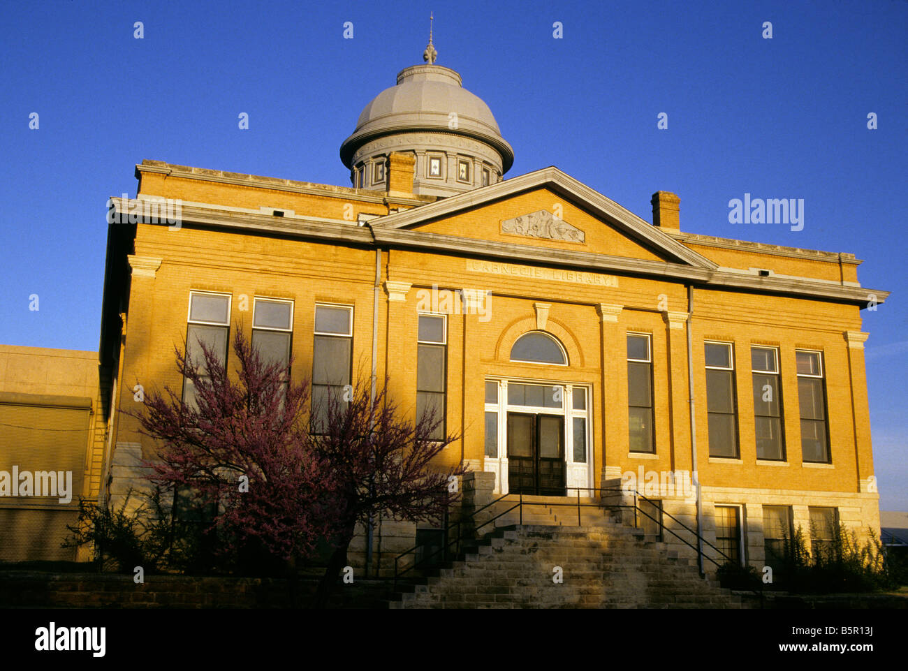 SUNSET LIGHT ON CARNEGIE LIBRARY IN GUTHRIE, OKLAHOMA. PART OF THE