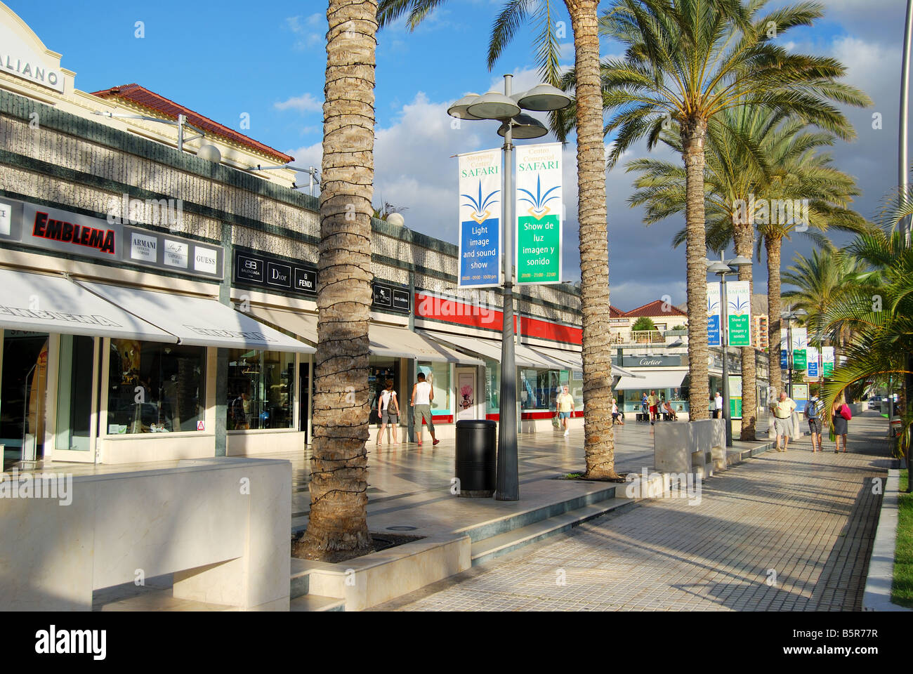 Safari Shopping Centre, Avenue de las Americas, Playa de las Americas,  Tenerife, Canary Islands, Spain Stock Photo - Alamy