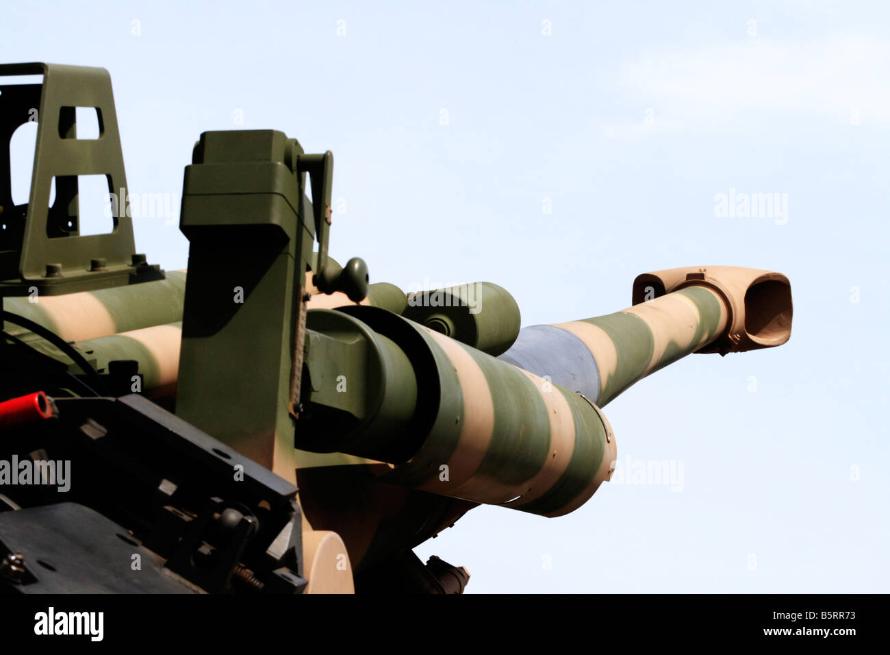 A 155 mm G5 howitzer cannon of the South African National Defence force