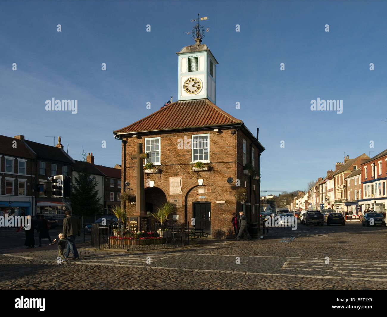 Historic Town Hall building High Street Yarm, Stockton on Tees, built ...