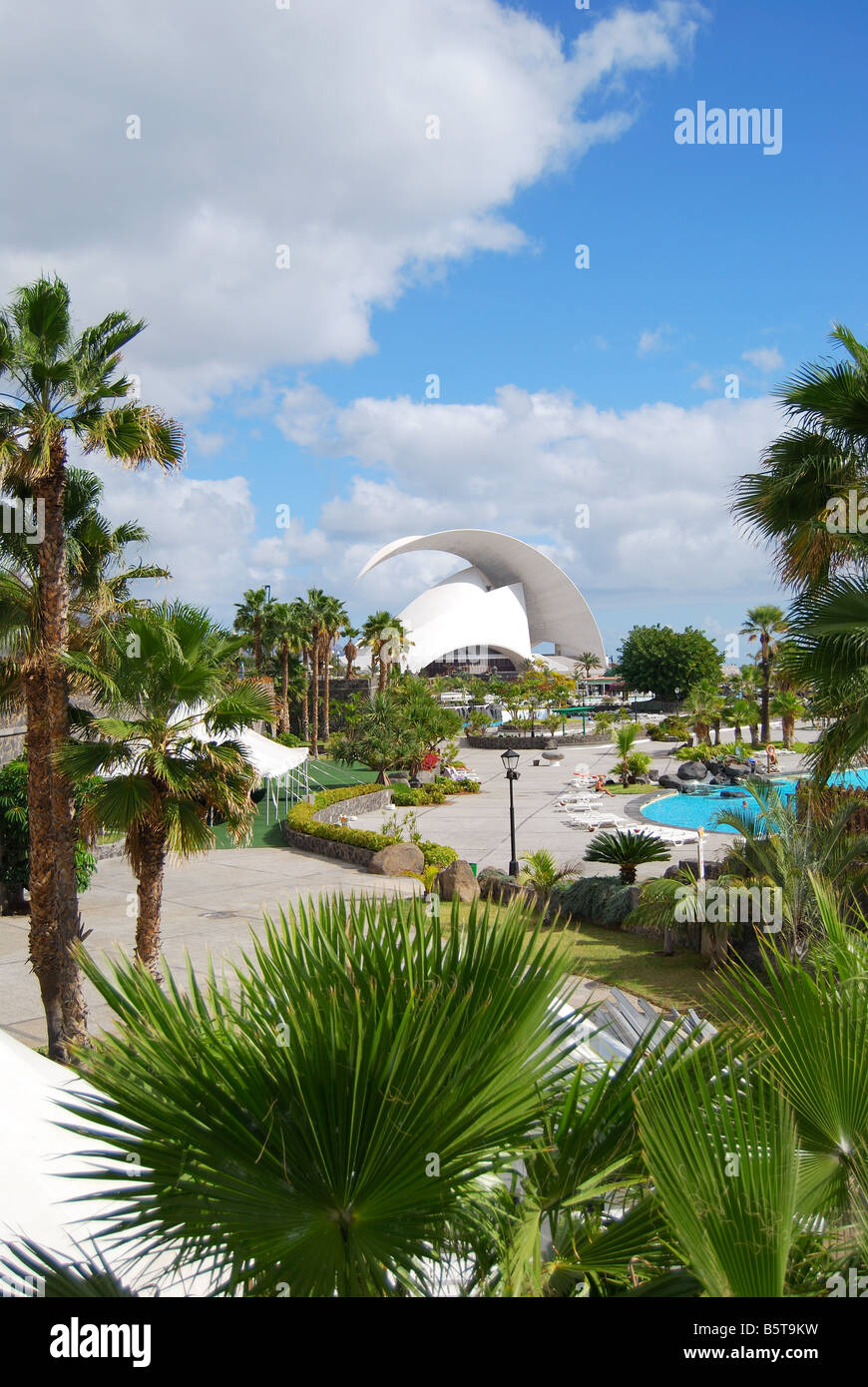 Parque Maritimo Cesar Manrique Lido and Auditoria de Tenerife, Avenida de la Constitucion, Santa Cruz de Tenerife, Tenerife, Canary Islands, Spain Stock Photo