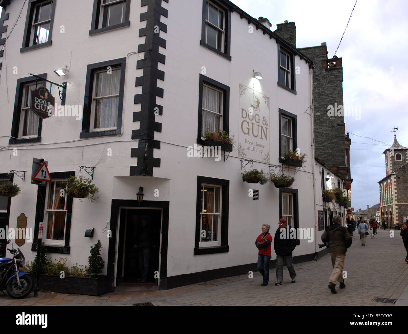 The Dog and Gun pub in Keswick Cumbria Lake District UK Stock Photo Alamy