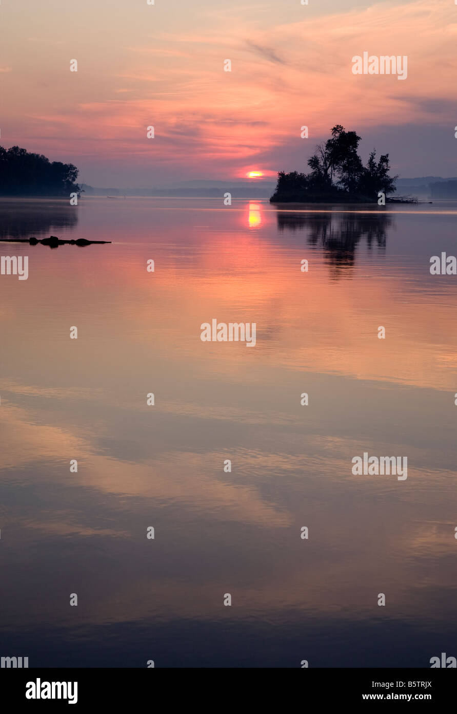Mississippi river water hi-res stock photography and images - Alamy