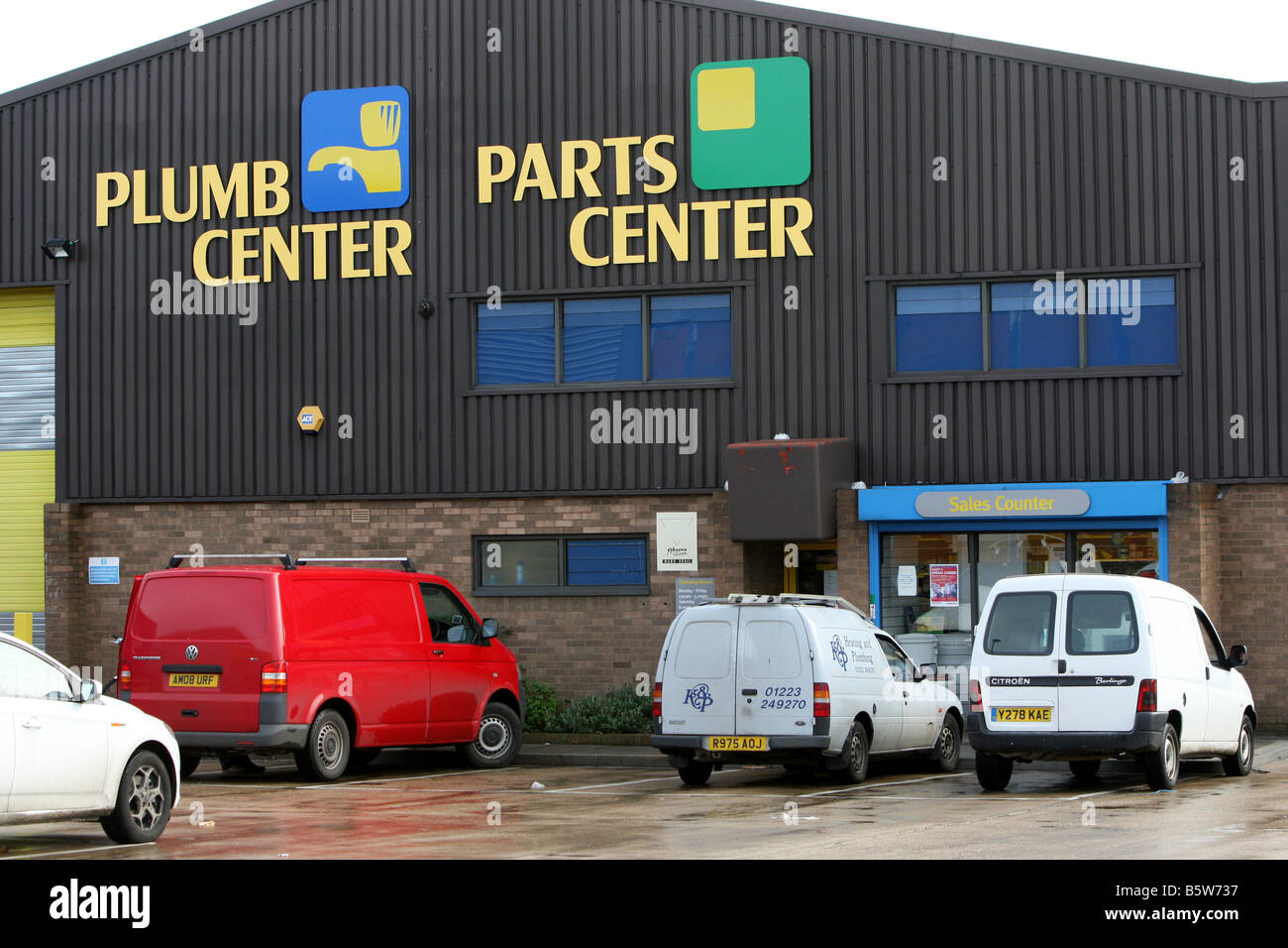 Plumb center logo hires stock photography and images Alamy