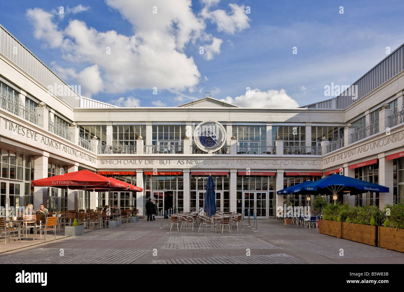 Bluewater shopping mall kent hires stock photography and images Alamy