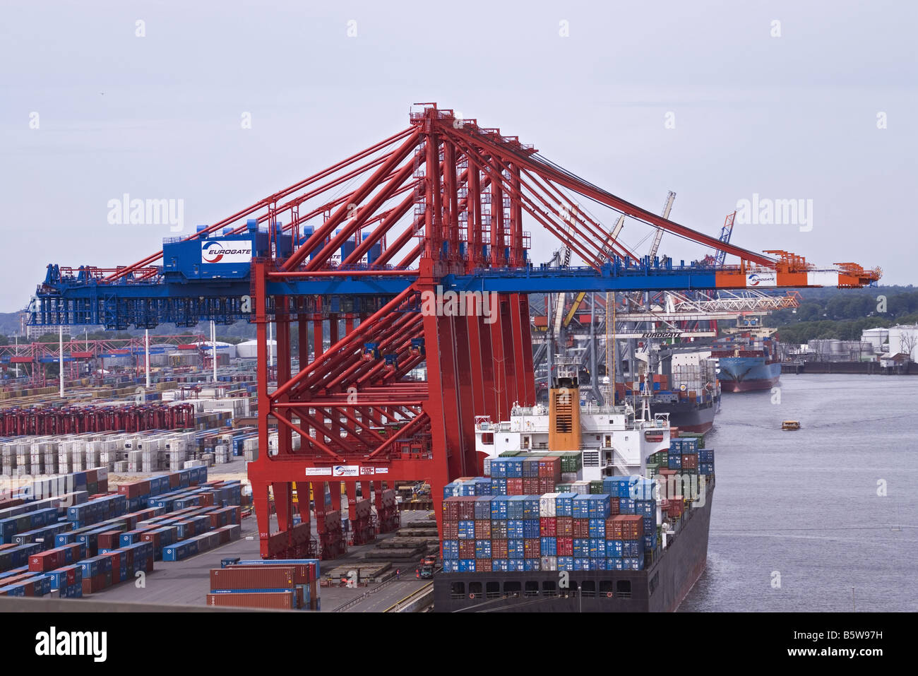 HHLA Container Terminal Eurogate at Burchardkai in Hamburg Stock Photo -  Alamy