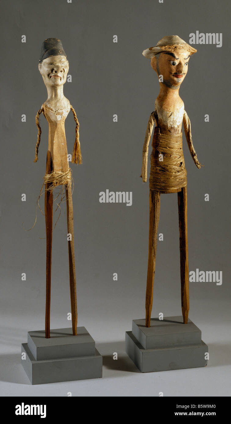 Graveyard figures wood reed paper and stucco. Astana 7-8th century. National Museum of New Delhi India ast iii.2.010 & ast iii. Stock Photo