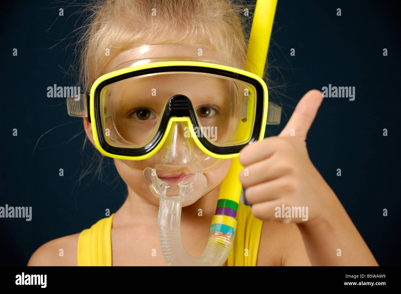 Snorkle child hi-res stock photography and images - Alamy