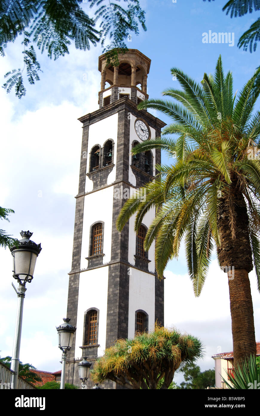 Iglesia de Nuestra Senora de la Conception, Plaza de La Iglesia, Santa Cruz de Tenerife, Tenerife, Canary Islands, Spain Stock Photo