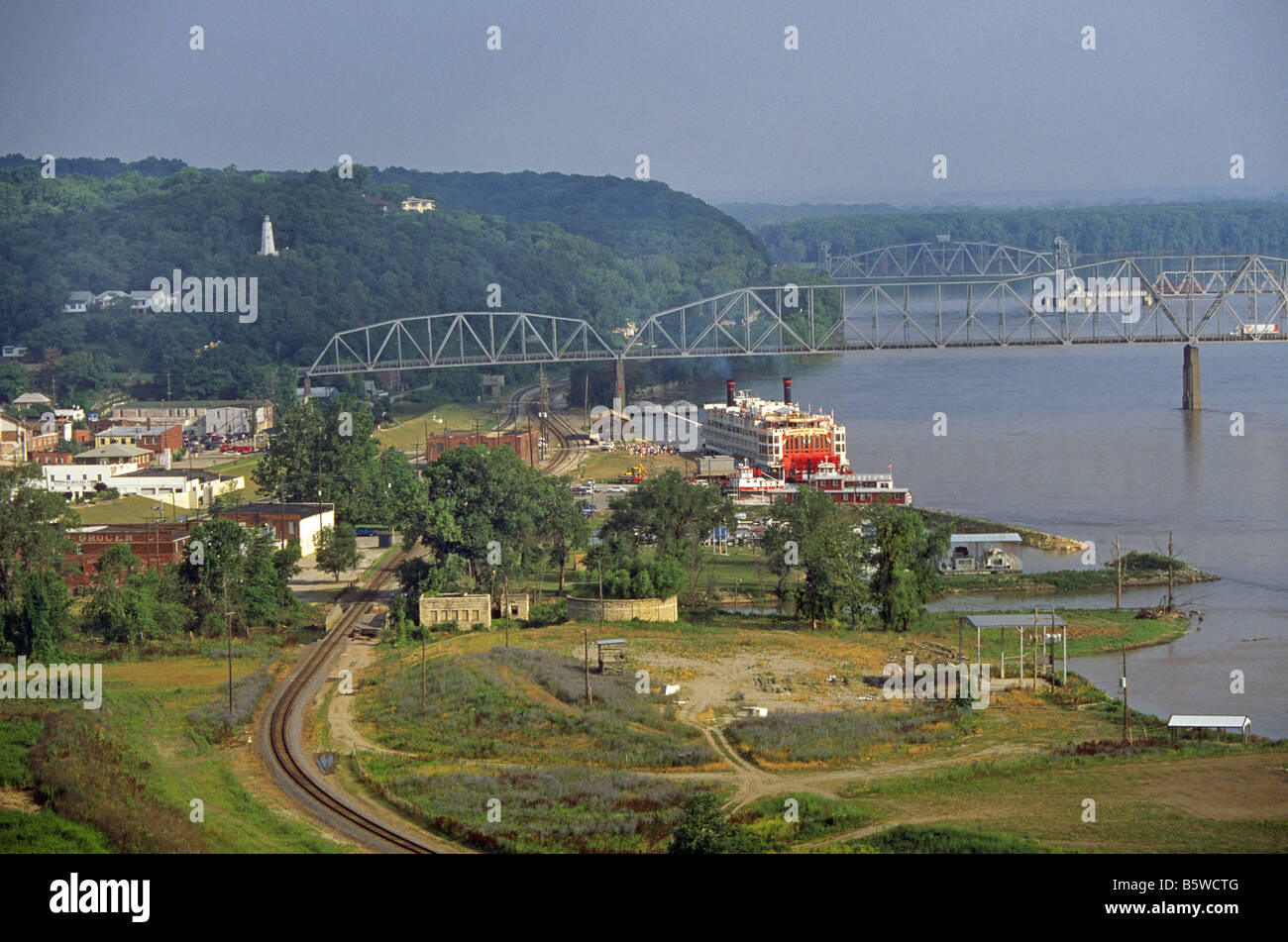 A view of Hannibal Missouri on the Mississippi River hometown of Mark Twain Samuel Clemens Stock Photo