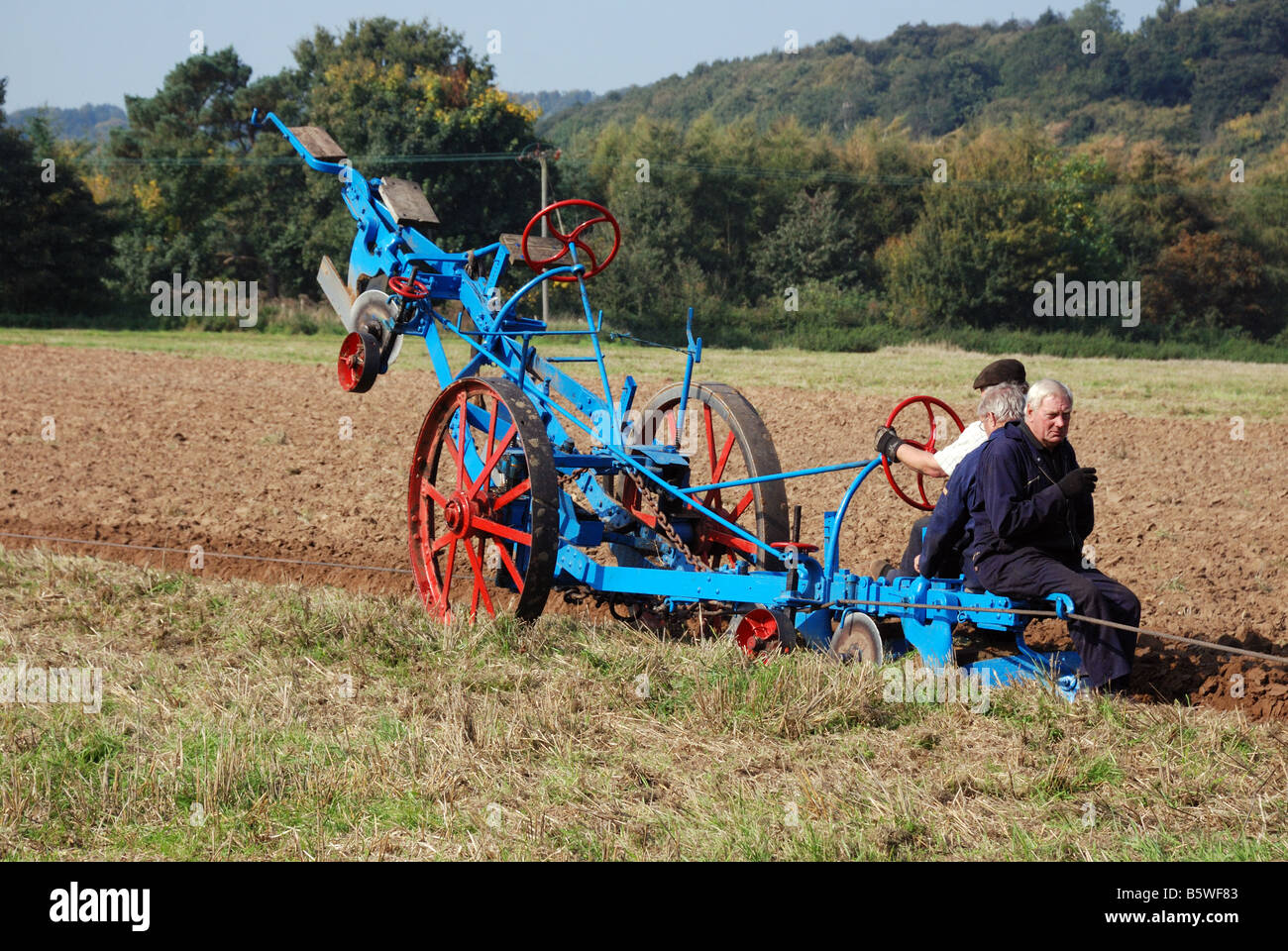 Surrey County Ploughing Match Country Fair Plough being towed on a cable between two Fowler Steam Ploughing Engines numbers 1522 Stock Photo