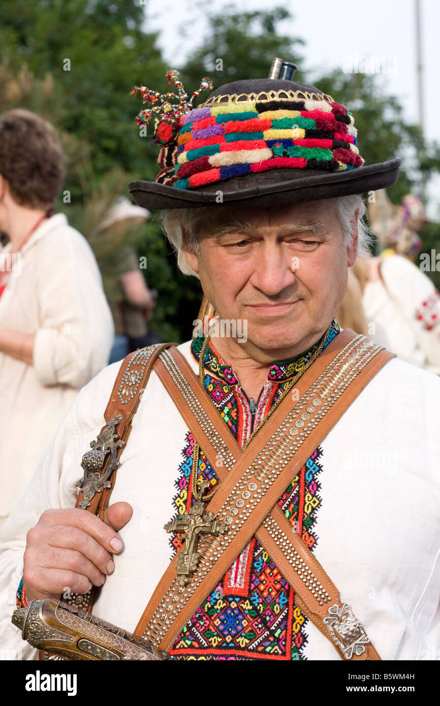 Man in traditional costume of Ukraine Stock Photo - Alamy