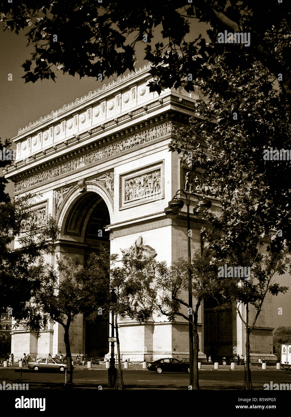 Arc de triomphe black white hi-res stock photography and images - Alamy