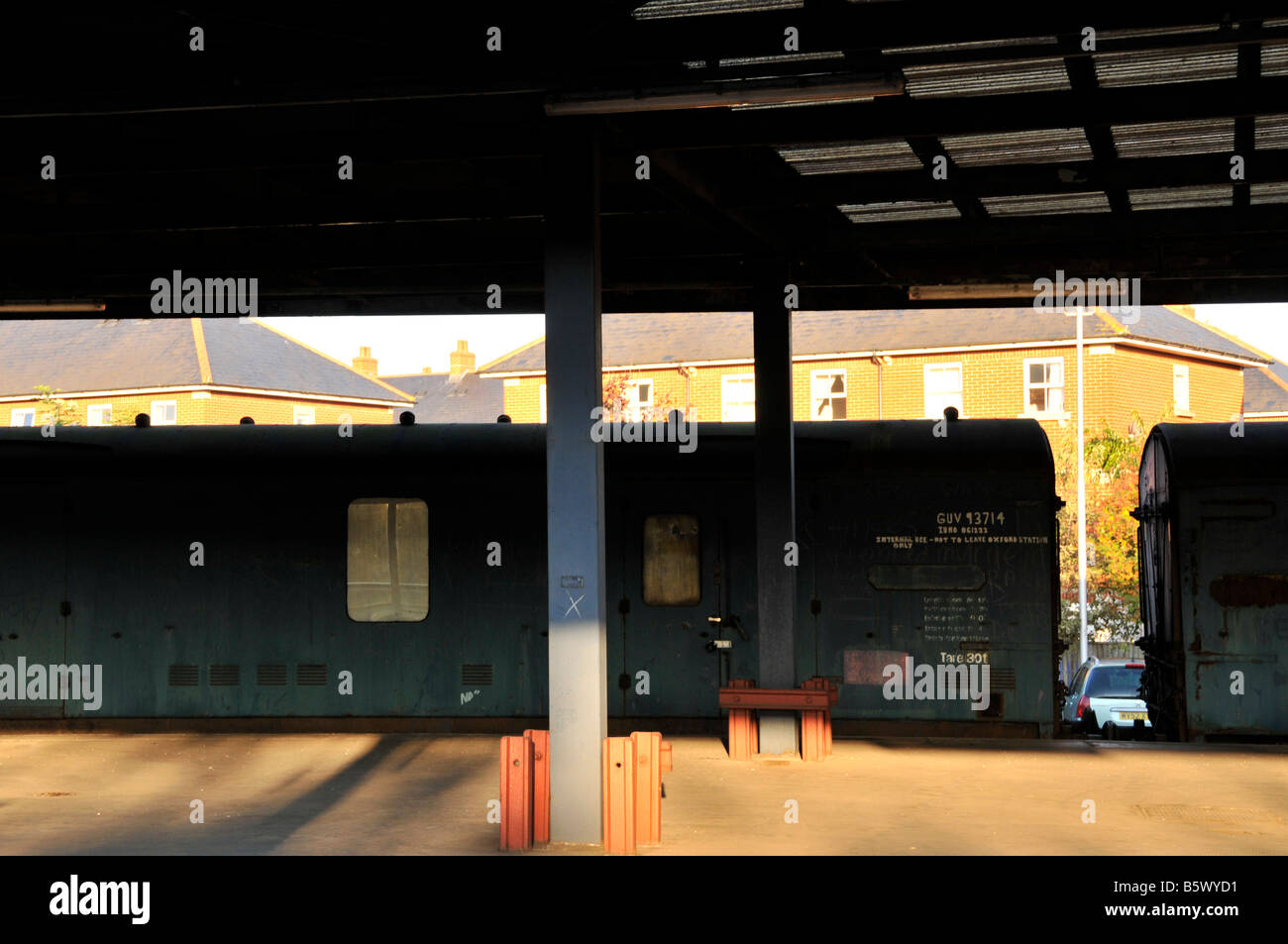 Goods coach parked in oxford railway station Stock Photo Alamy