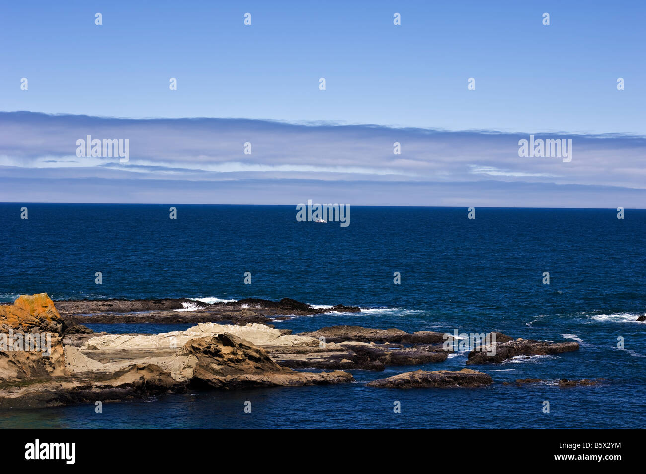 pacific ocean along oregon coast Stock Photo