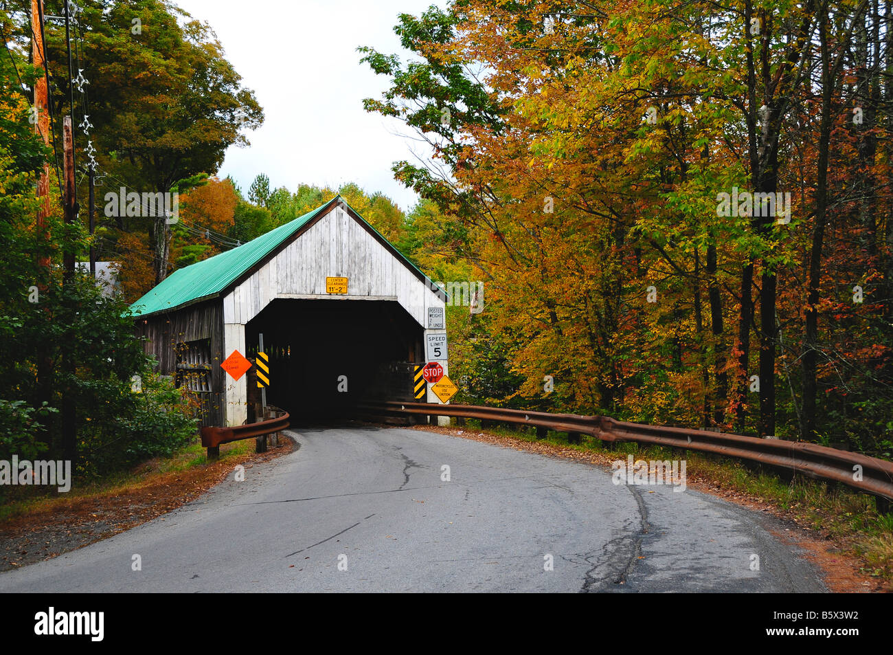 Williamsville covered bridge hires stock photography and images Alamy