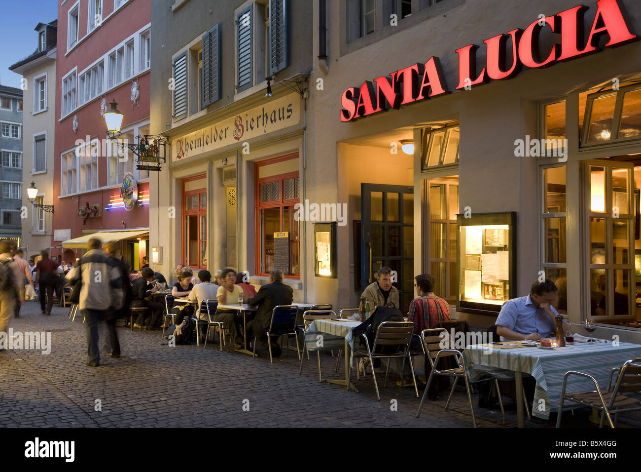 Finanzmetropole High Resolution Stock Photography and Images - Alamy