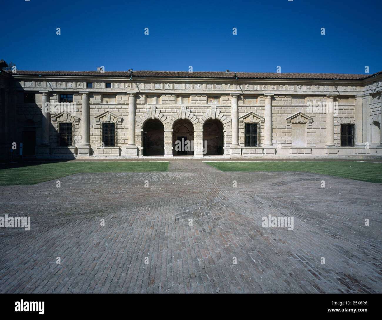 Mantua. Palazzo Te, Cortile D'Onore Stock Photo
