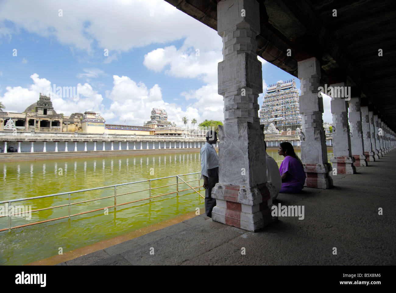 TEMPLE TANK IN CHIDAMBARAM TEMPLE IN TAMILNADU INDIA Stock Photo Alamy