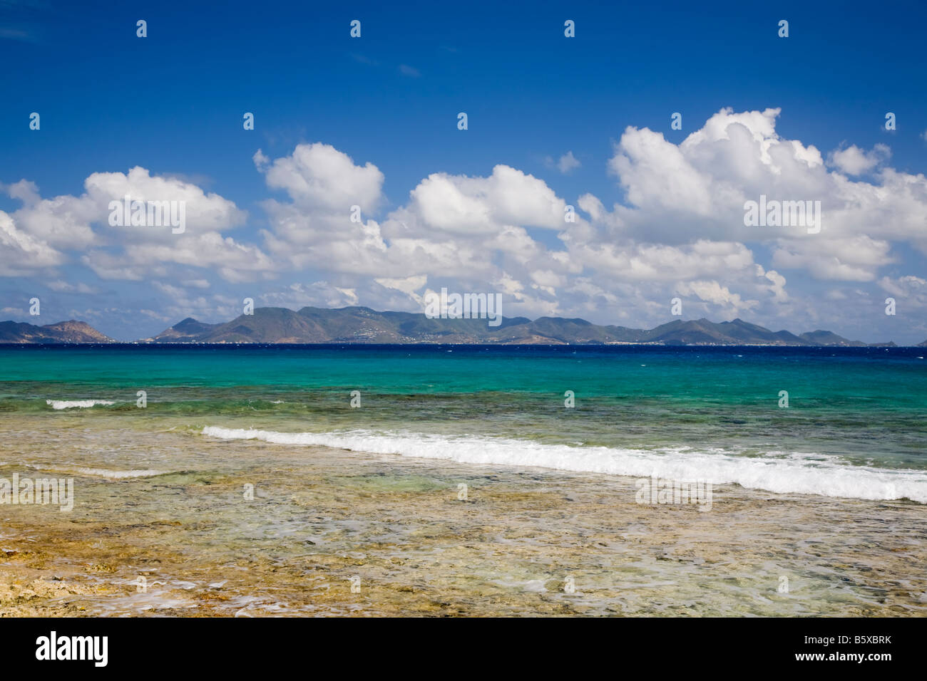 Caribbean island tropical sea hi-res stock photography and images - Alamy