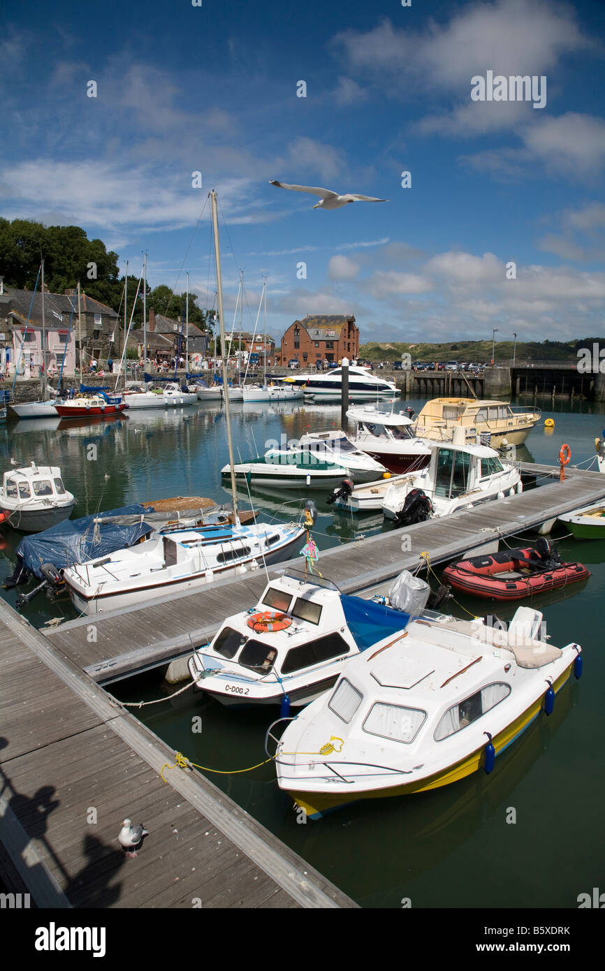 boats moored at padstow harbour cornwall Stock Photo