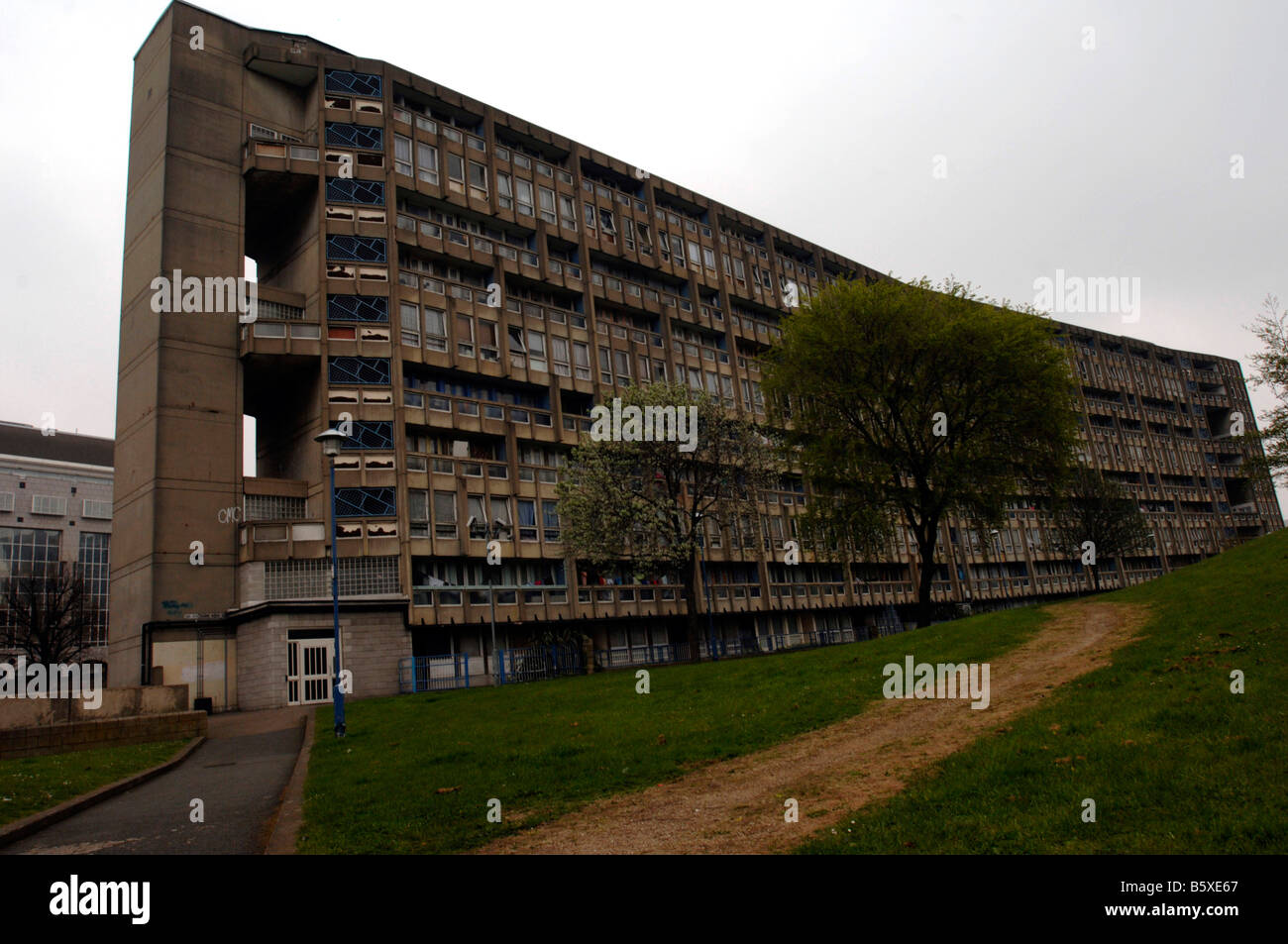 Robin Hood Gardens Tower Hamlets Poplar London E14 Stock Photo Alamy