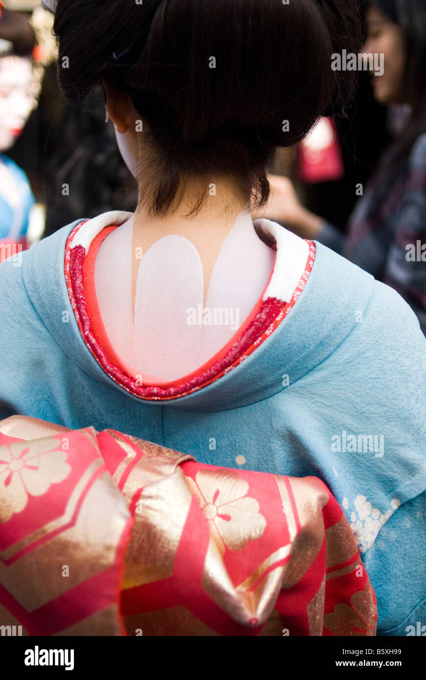 Geisha neck hires stock photography and images Alamy