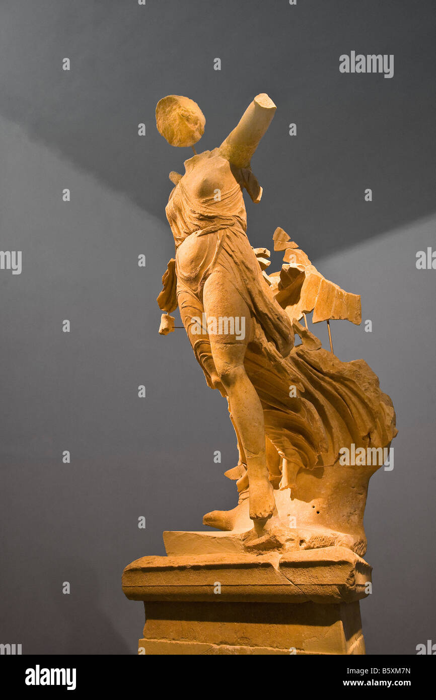 The Nike of Paionios by Paionios of Mende in Chalkidike, displayed at the  Archeological Museum of Olympia in Greece Stock Photo - Alamy