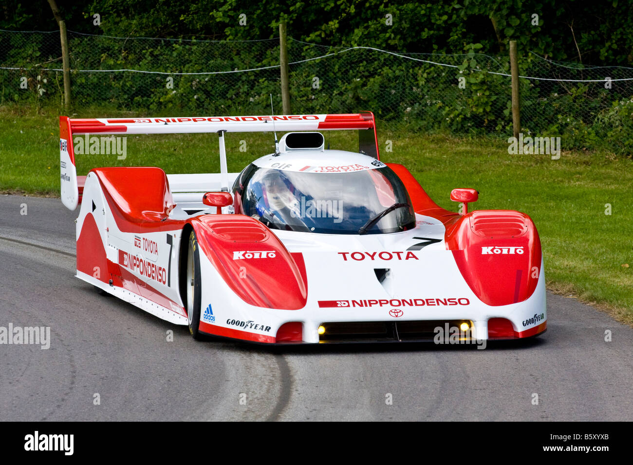 自動車 TOYOTA TS010 #7 DENSO LM '92 1/24 Spark 1:43 Toyota TS010 #7 24h LeMans 1992 Lees, Brabham