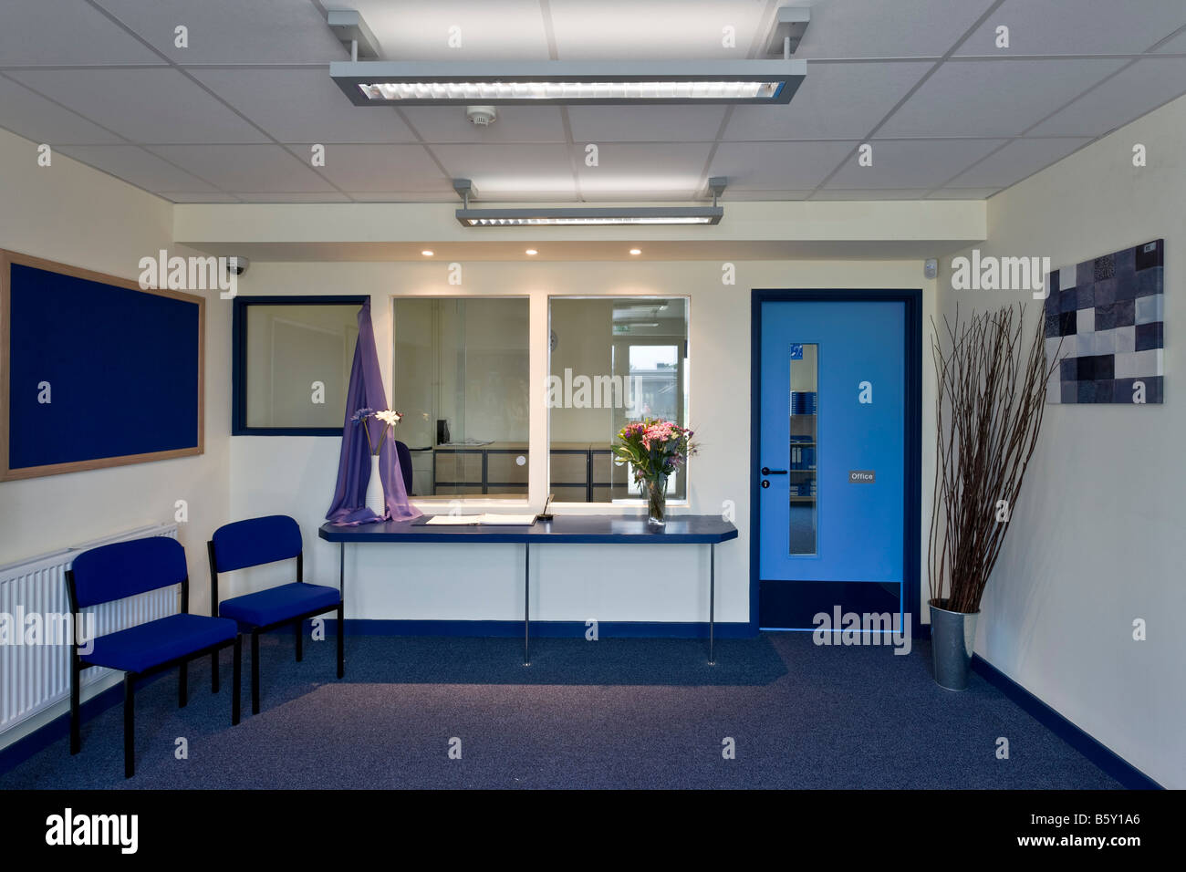Priory Rise Primary School in Tattenhoe Park Milton Keynes Stock Photo ...