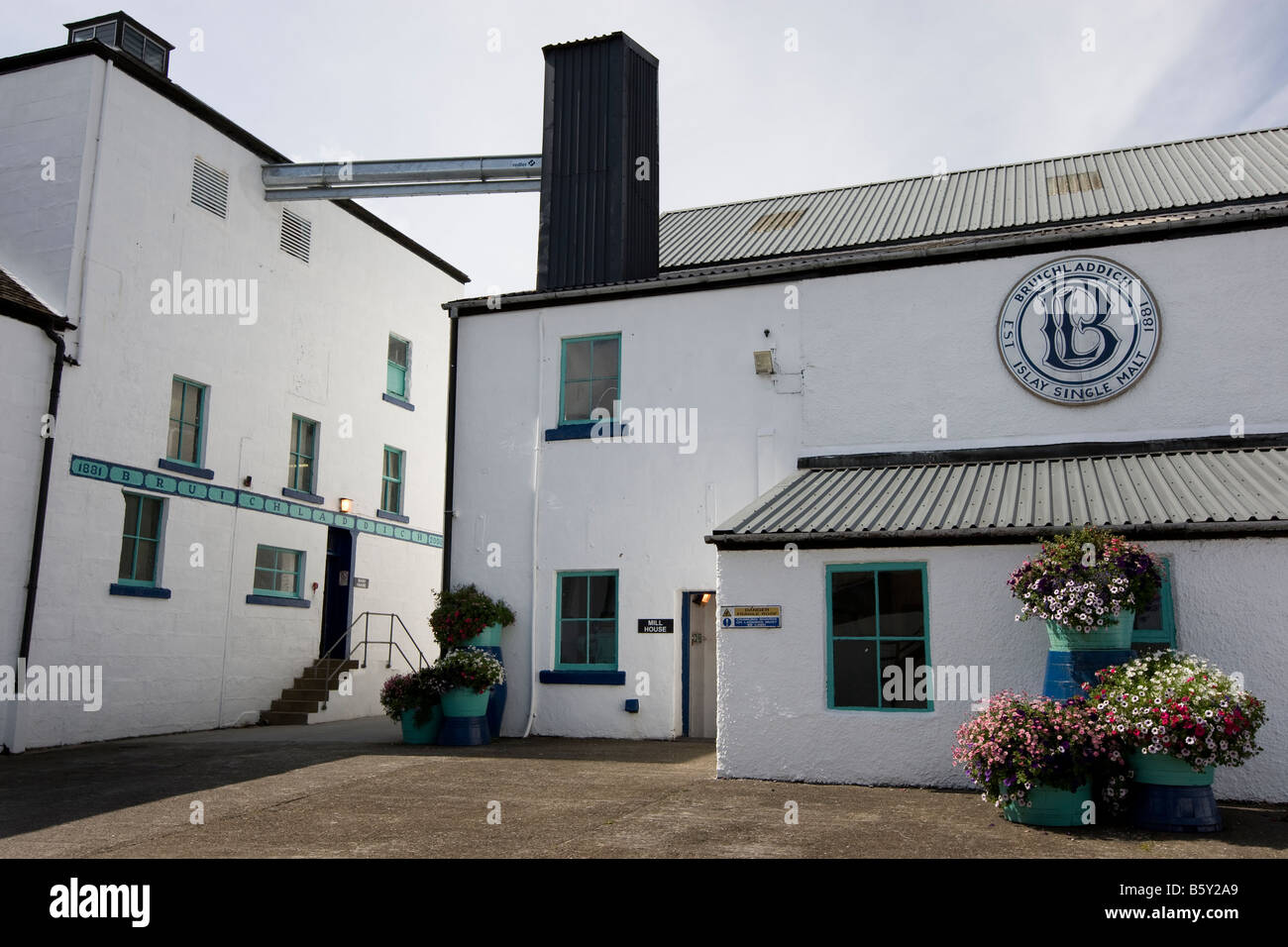 Bruichladdich malt whisky distillery, Islay, Scotland Stock Photo