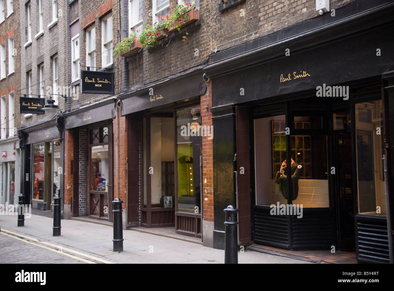 Paul Smith shops in Floral Street London Stock Photo - Alamy