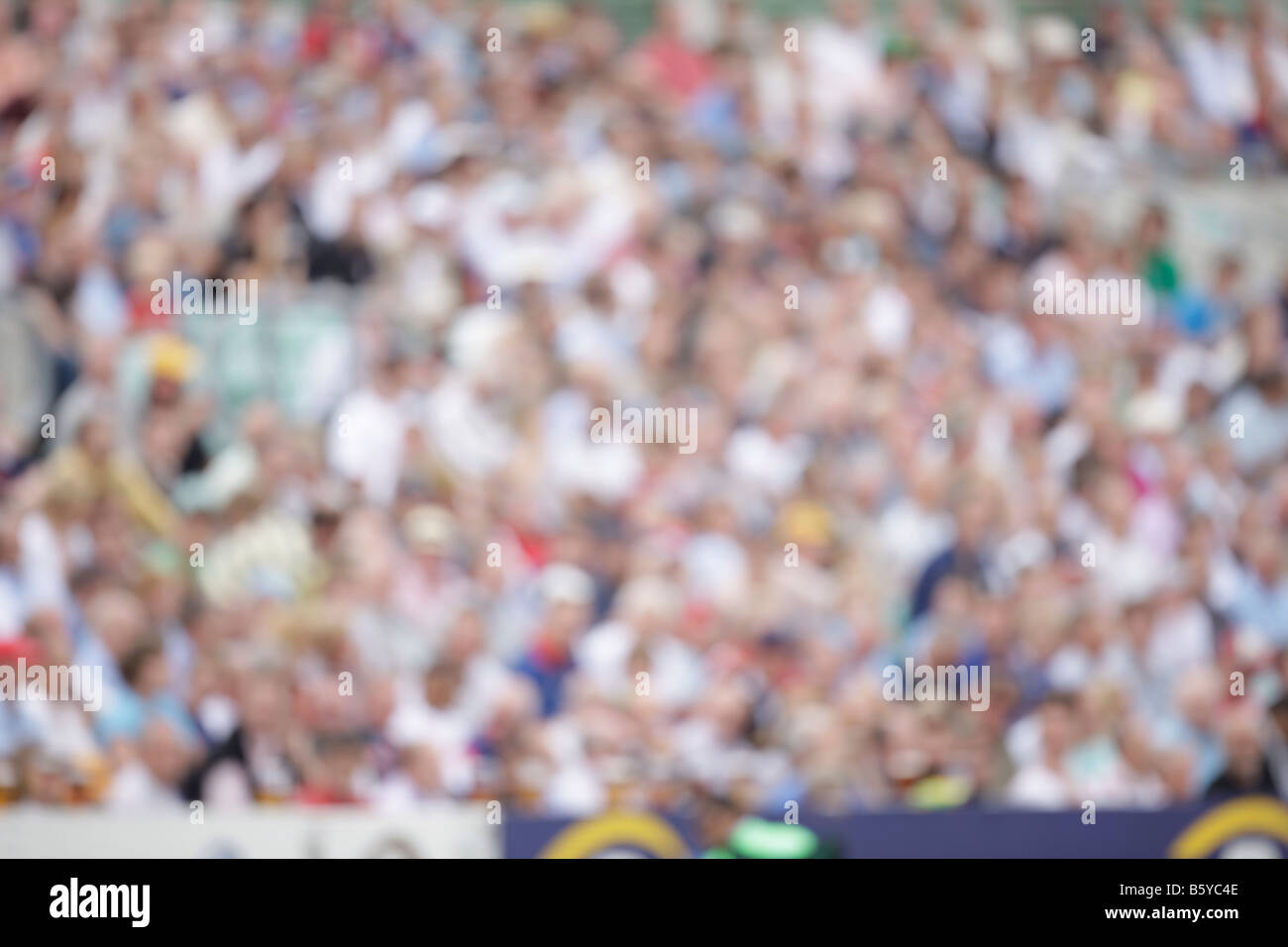 Crowd fans spectators hires stock photography and images Alamy