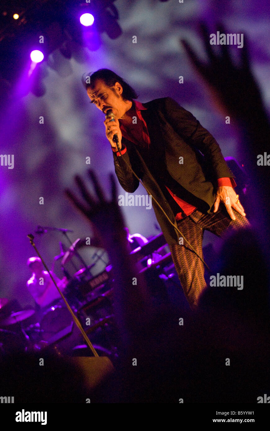 Nick Cave, Nick Cave and the Bad Seeds, Rome, Italy, 2008 Stock Photo -  Alamy