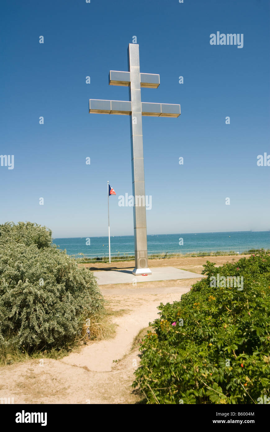 Croix de Lorraine monument Courseulles Sur Mer. Stock Photo